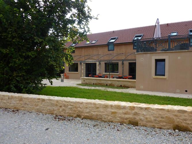 住宿加早餐旅館 sarl la ferme de maraval(薩拉費曼德馬拉瓦爾住宿加